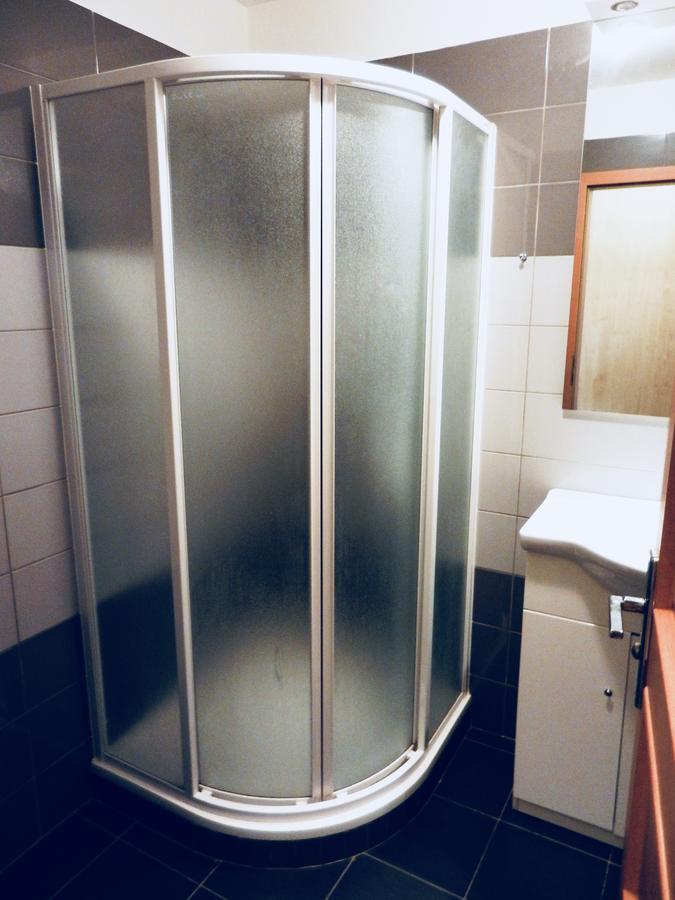 Skolici Stredisko Abena S Ubytovanim Leilighet Ostrava Eksteriør bilde